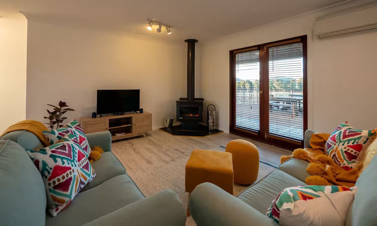 Photo of Livingroom in Burrundulla