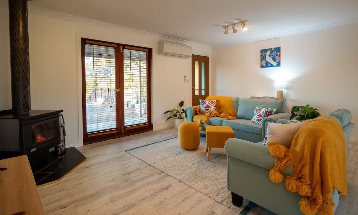 Photo of Livingroom in Burrundulla