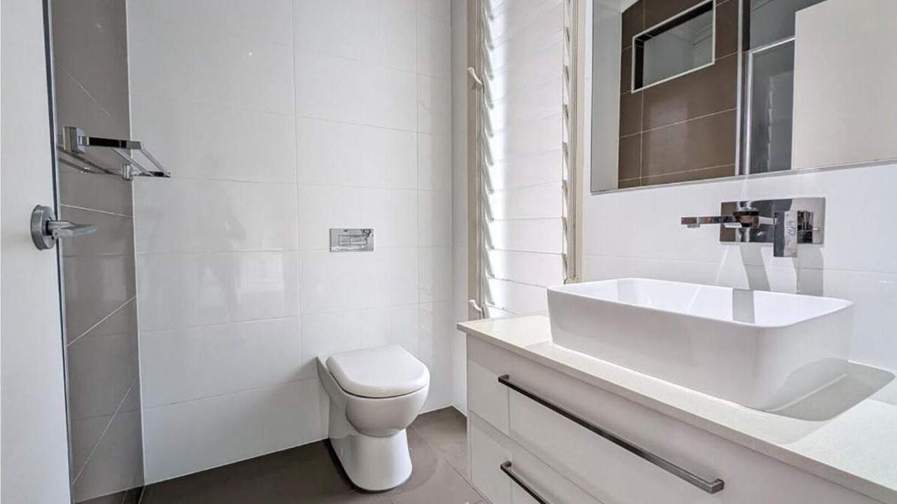 Photo of Bathroom in Oak Flats