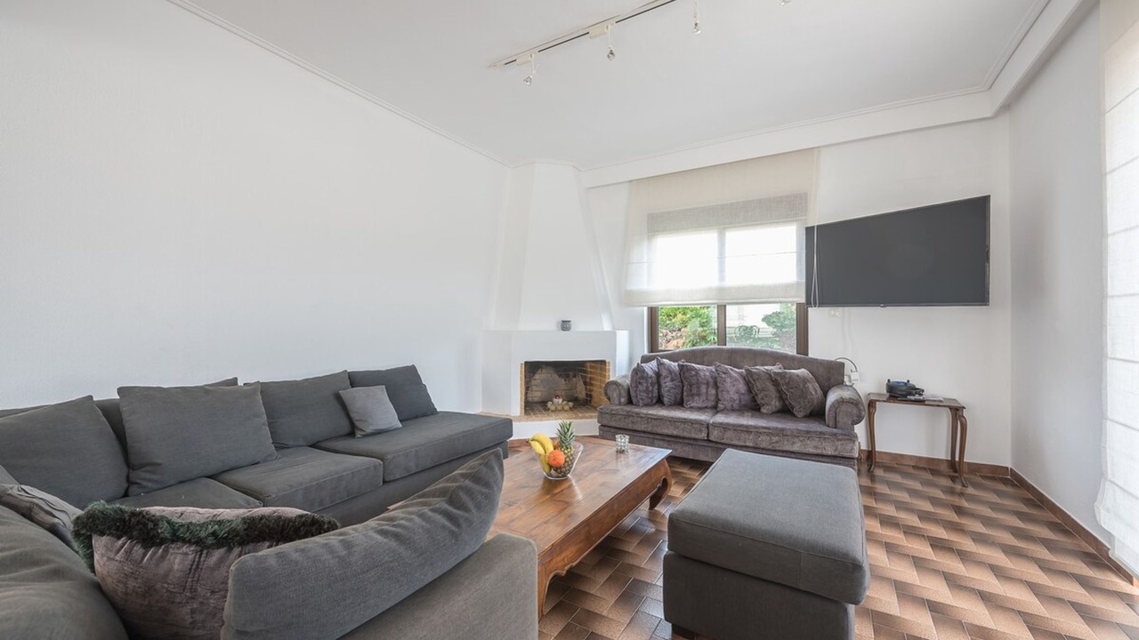 Photo of Livingroom in Lavreotiki