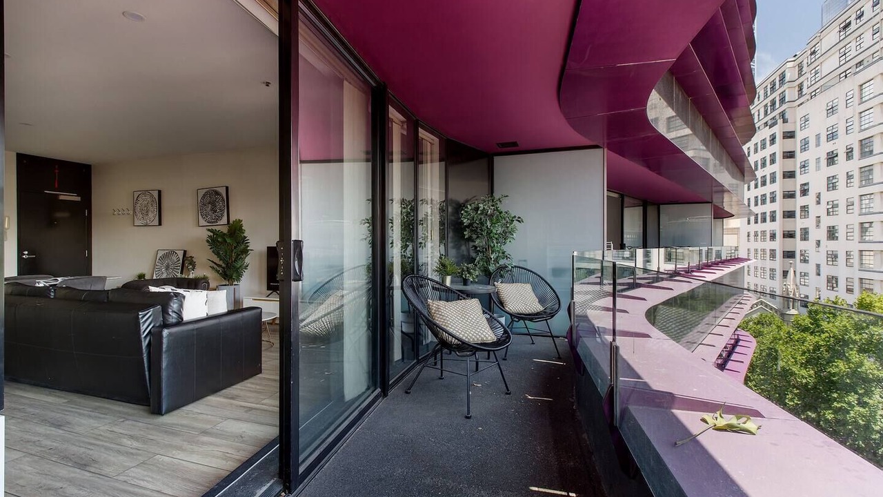 Photo of Patio Balcony in Chinatown