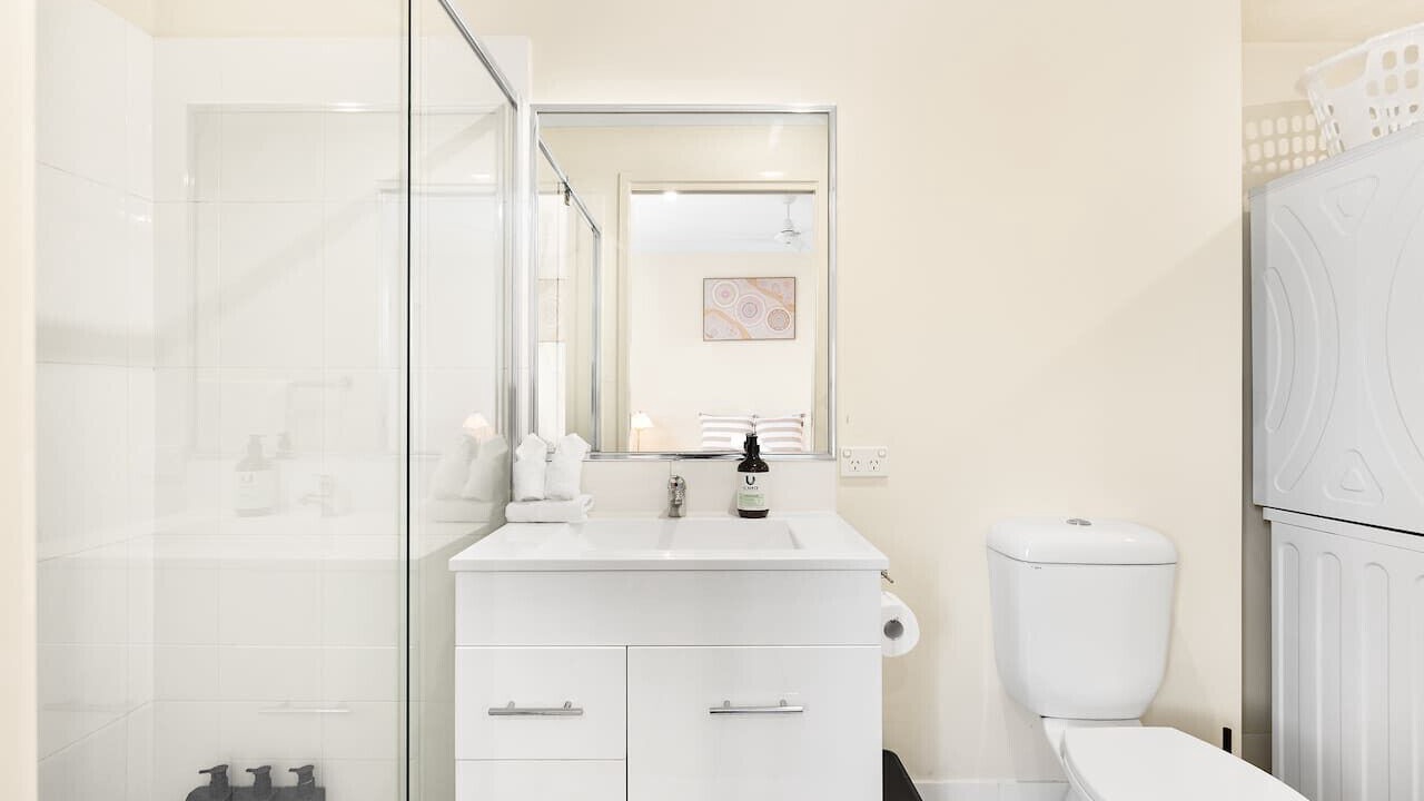 Photo of Bathroom in Springwood