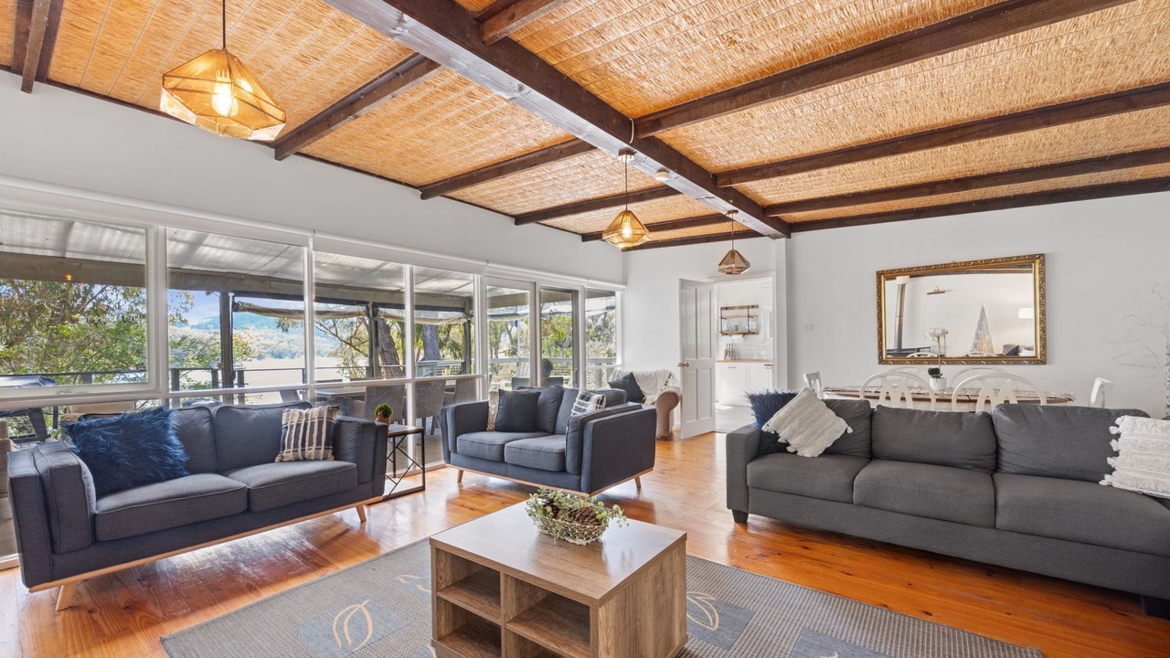 Photo of Livingroom in Jamieson