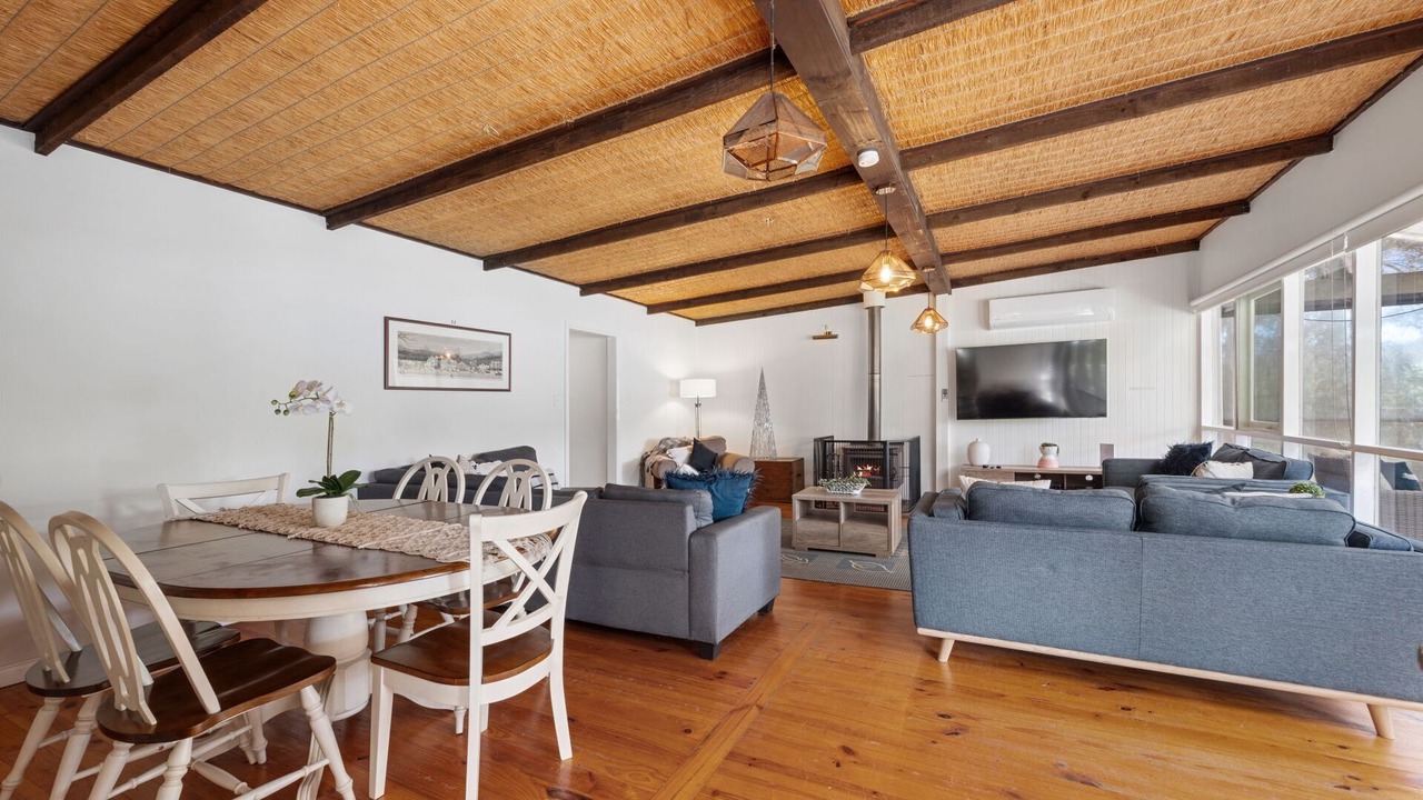 Photo of Livingroom in Jamieson