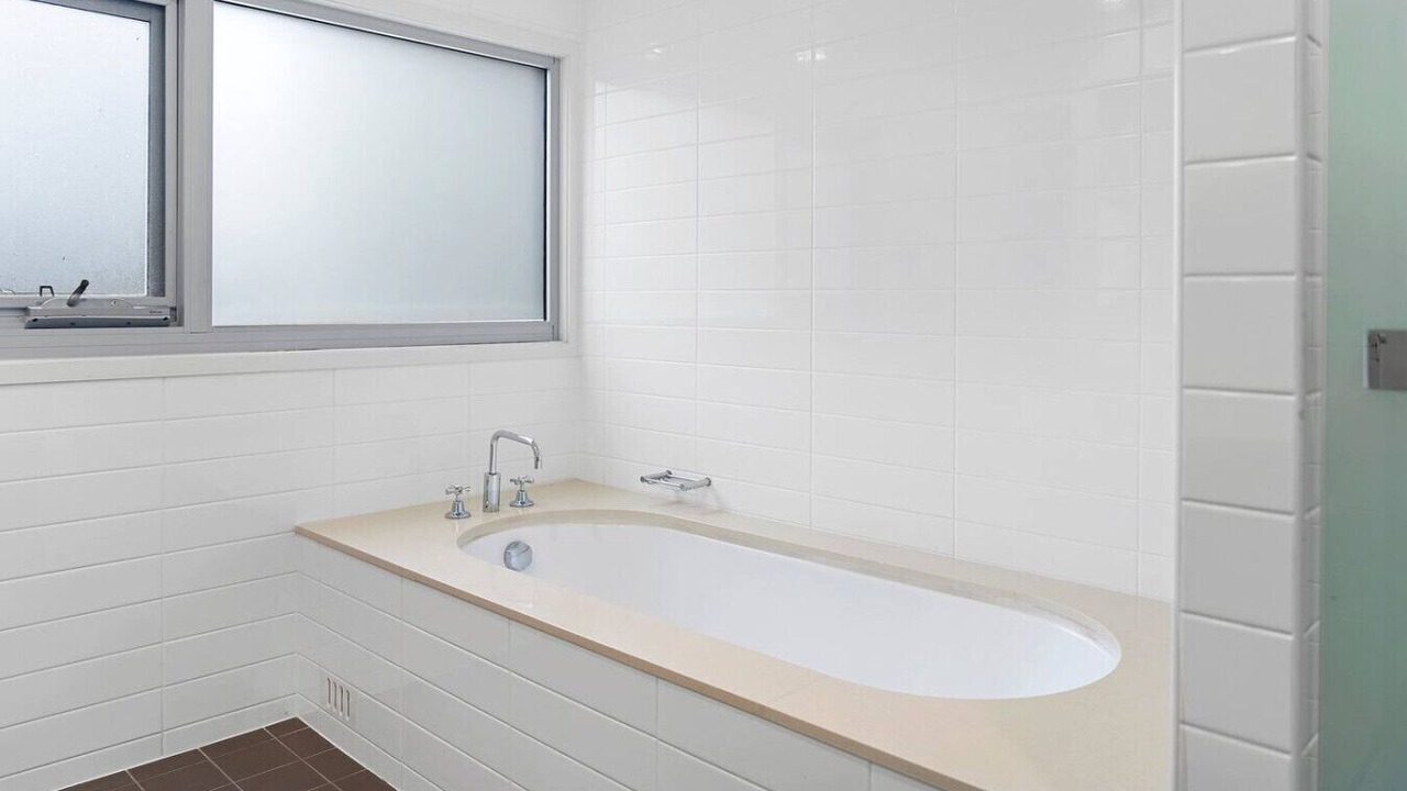 Photo of Bathroom in Magenta Shores