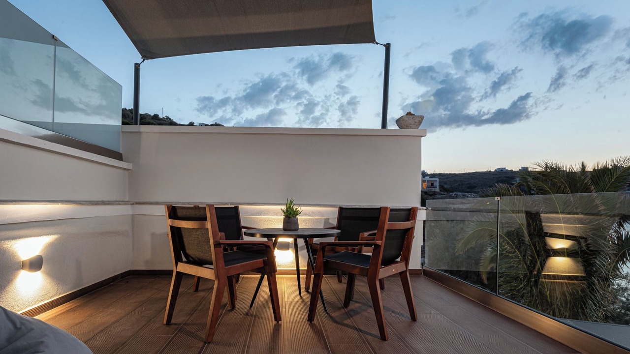 Photo of Patio Balcony in Kini