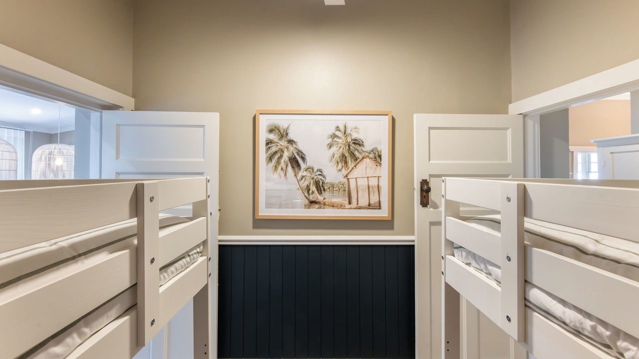 Photo of Bedroom in Glenelg