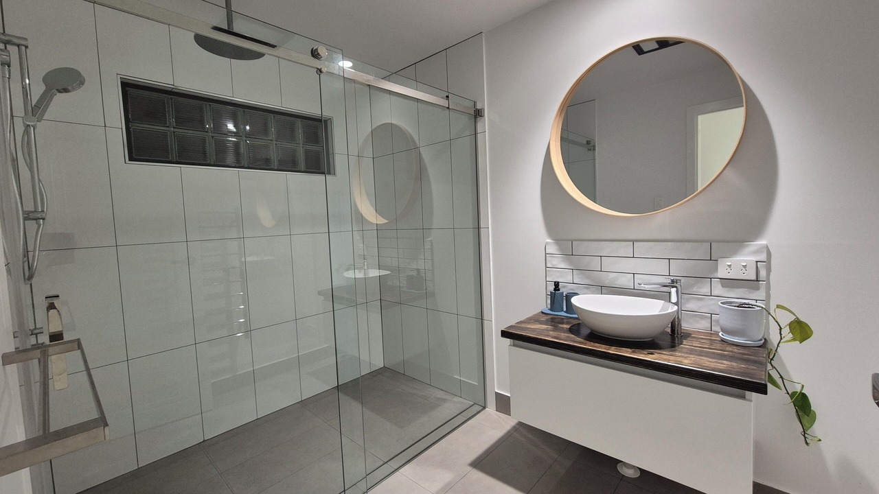 Photo of Bathroom in Wallangarra