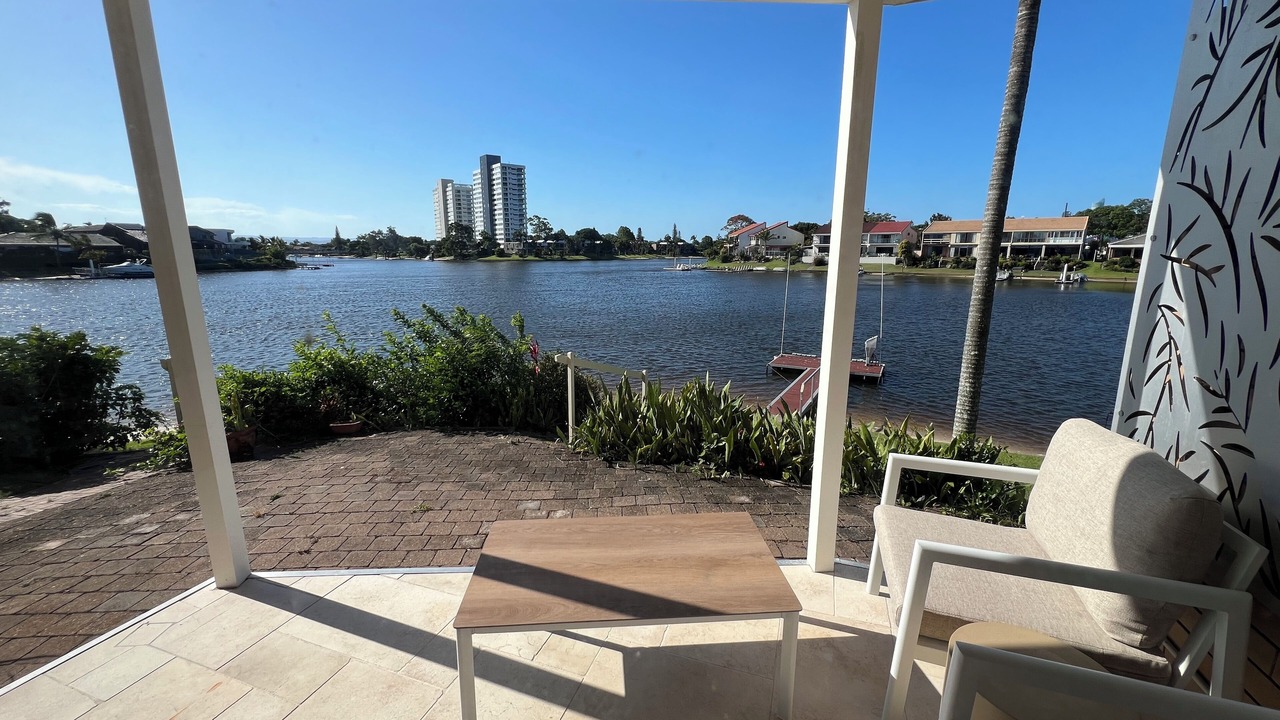 Photo of Patio Balcony in Mermaid Waters