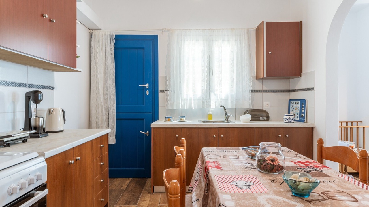 Photo of Kitchen in Exomvourgo