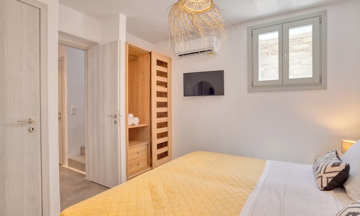 Photo of Bedroom in Paros