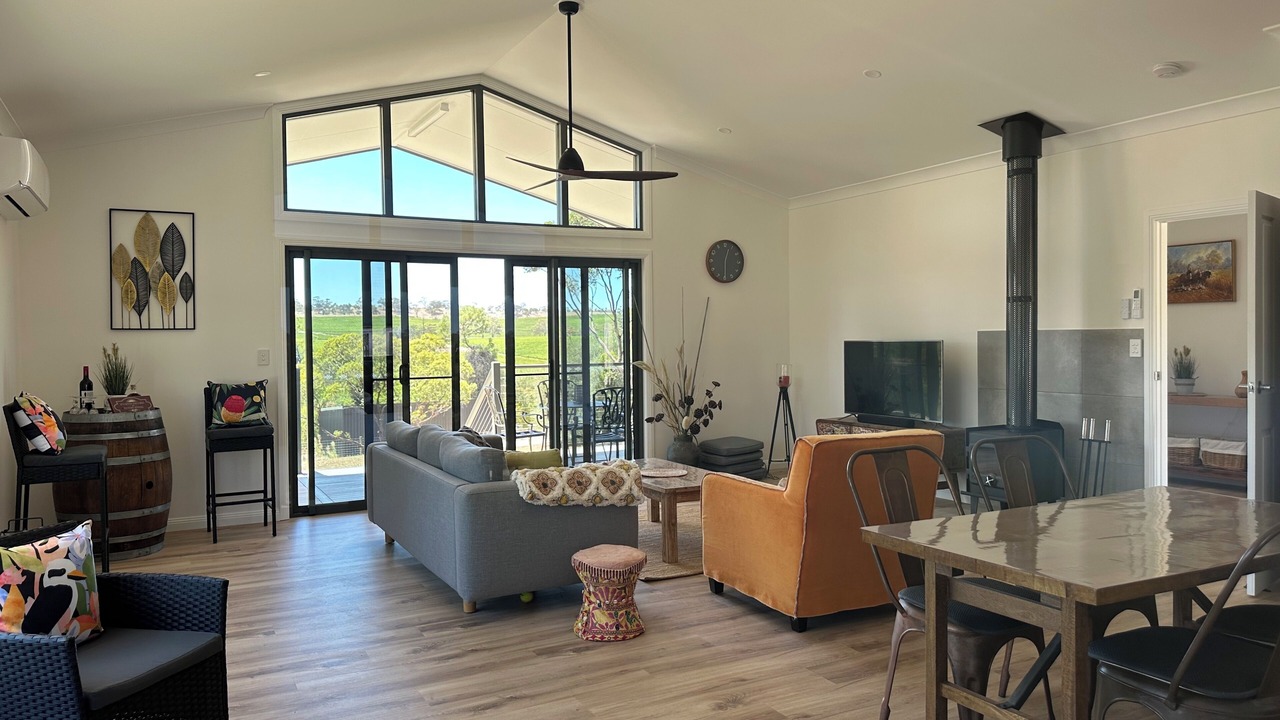 Photo of Livingroom in Upper Wakefield