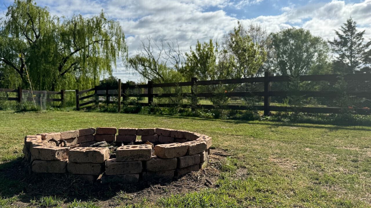 Photo of Outdoor in Robin Hill