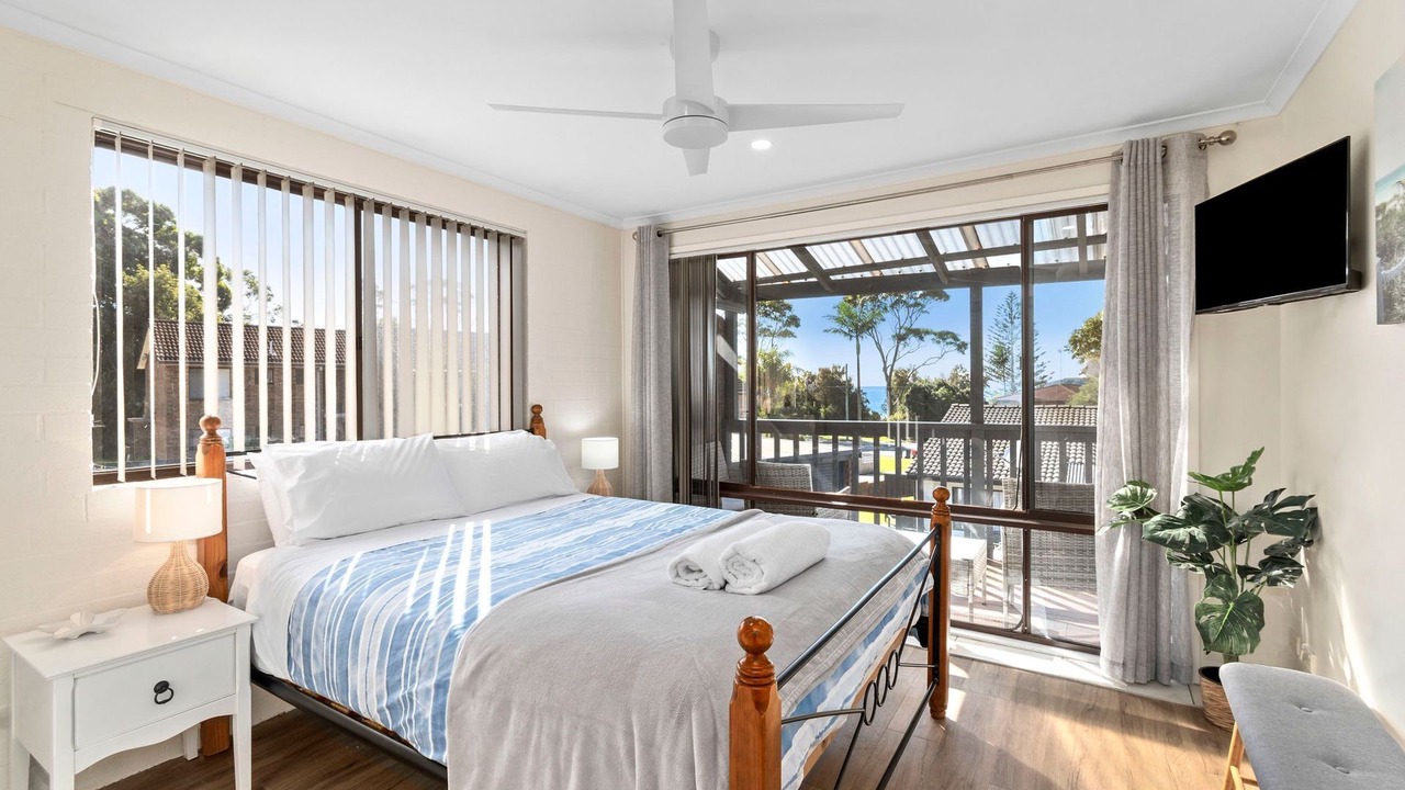 Photo of Bedroom in Surf Beach
