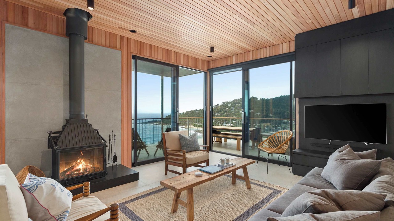 Photo of Livingroom in Wye River