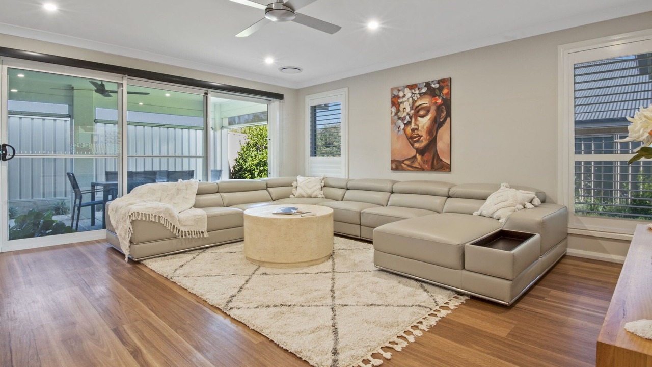 Photo of Livingroom in Lloyd