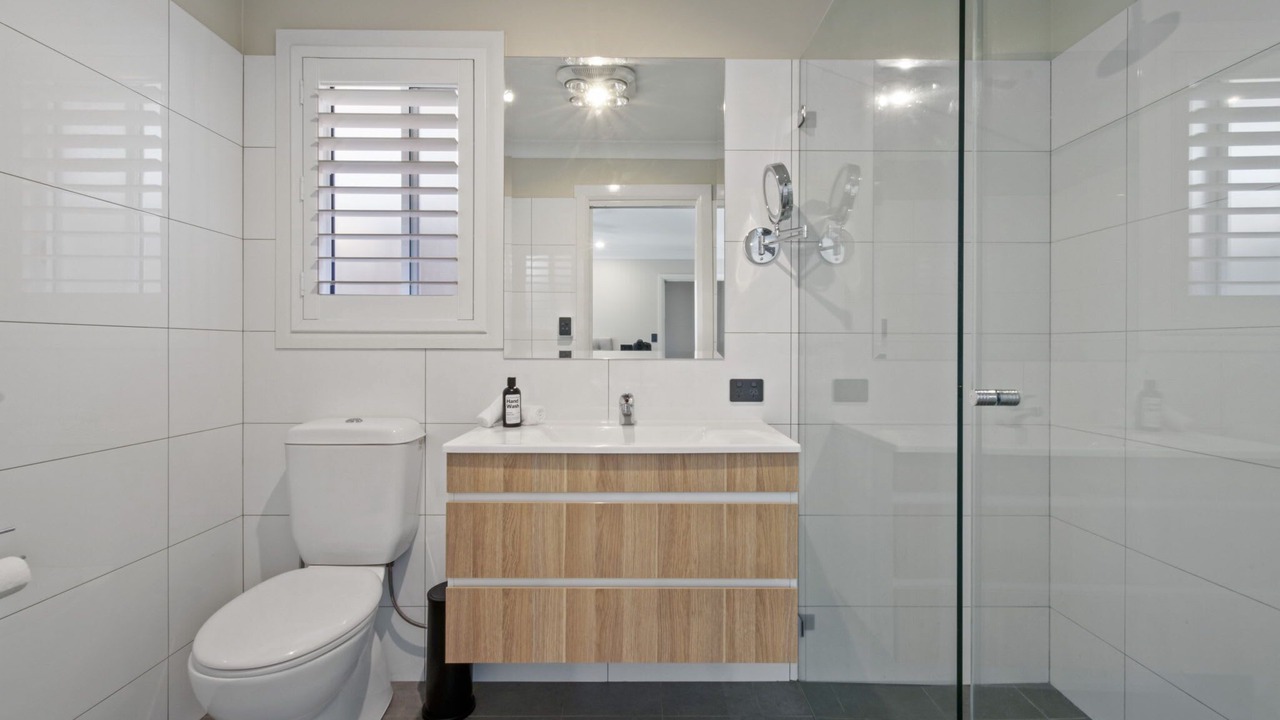 Photo of Bathroom in Lloyd