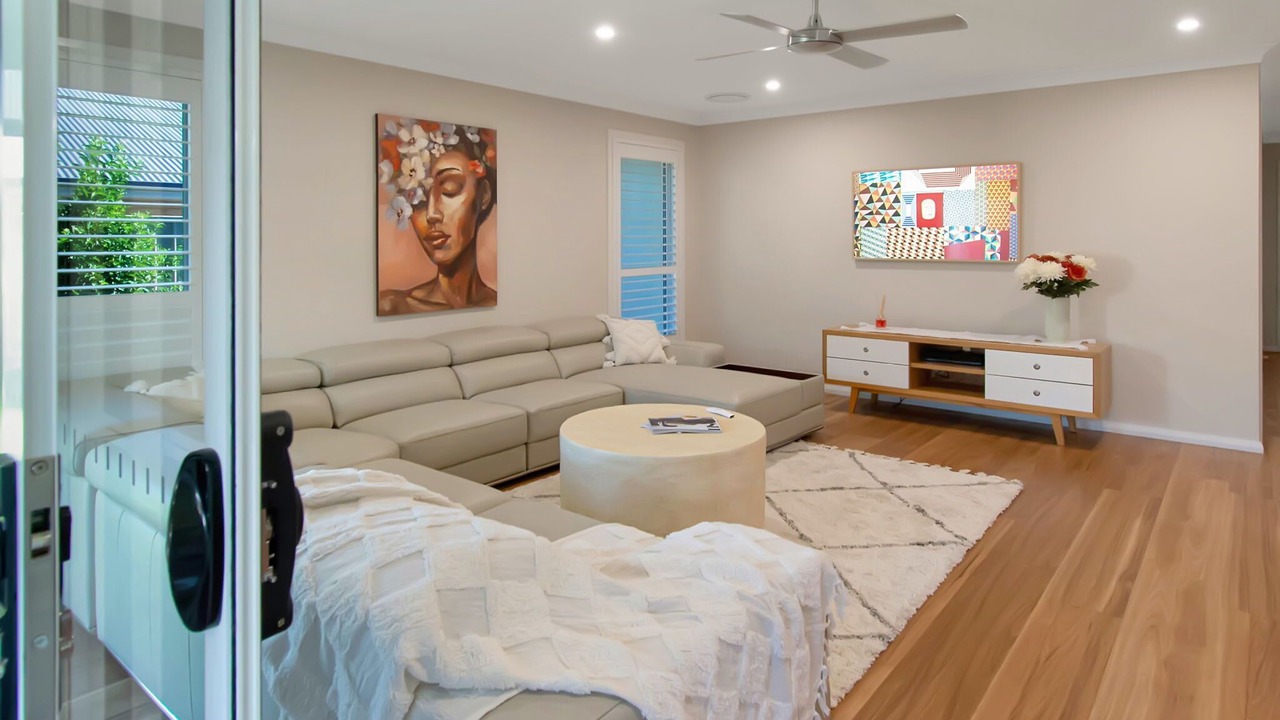 Photo of Livingroom in Lloyd