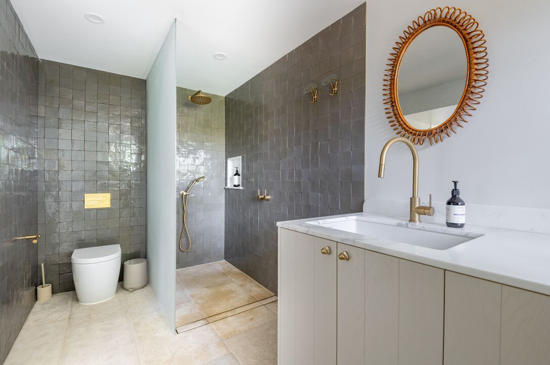 Photo of Bathroom in Avalon Beach