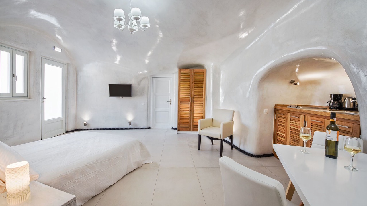 Photo of Bedroom in Vourvoulos