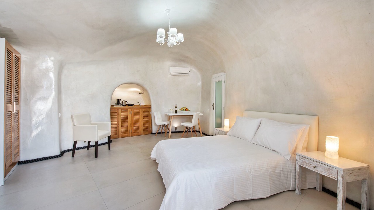 Photo of Bedroom in Vourvoulos