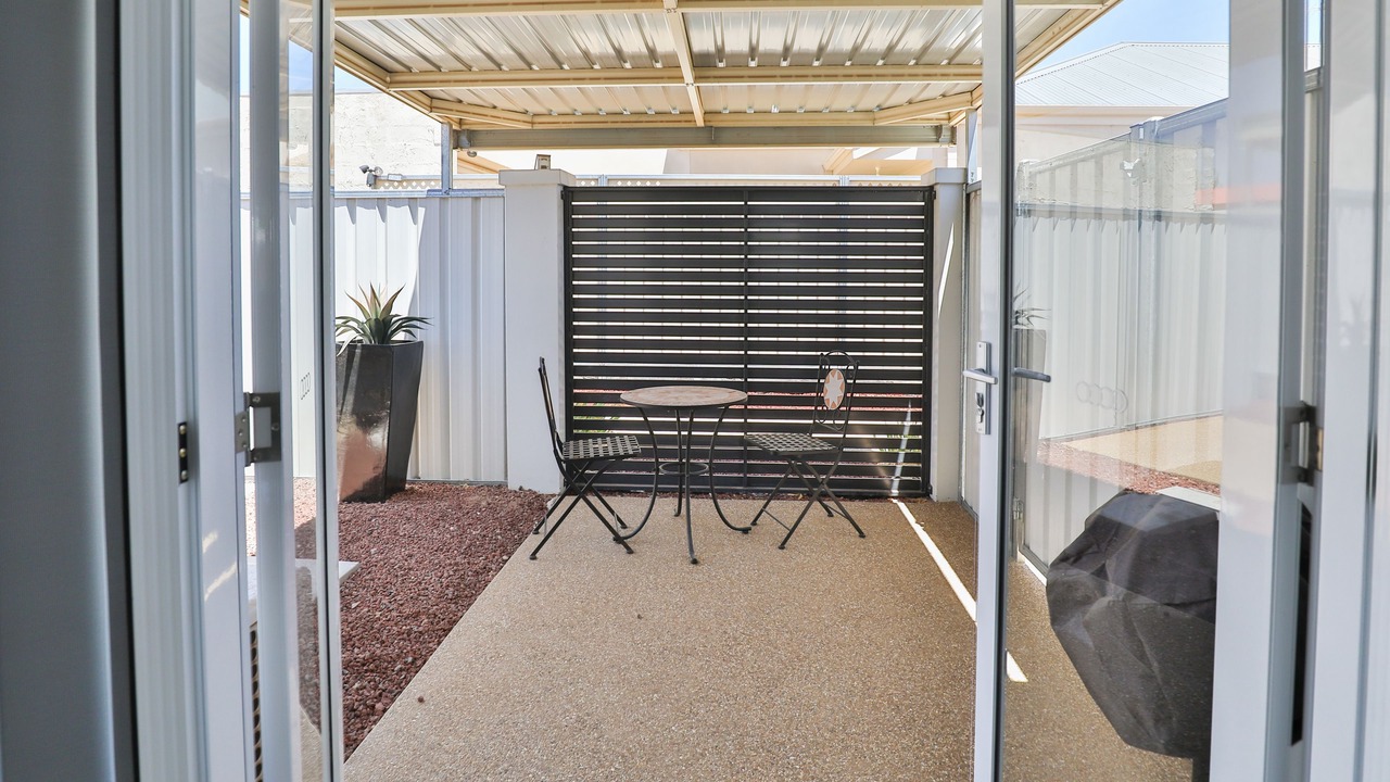 Photo of Patio Balcony in Mildura Central Business District