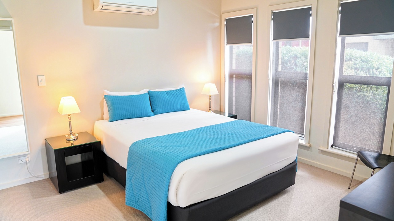 Photo of Bedroom in Kingscote