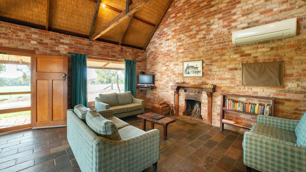 Photo of Livingroom in Halls Gap