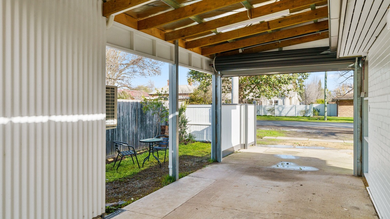 Photo of Outdoor in Benalla West