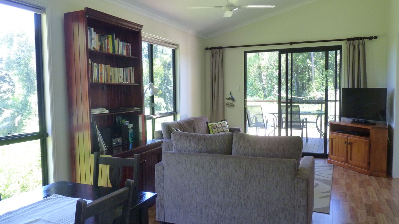 Photo of Livingroom in Bellthorpe