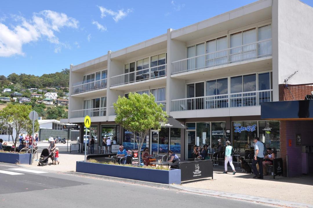 Photo of Buildings in Kingston Beach