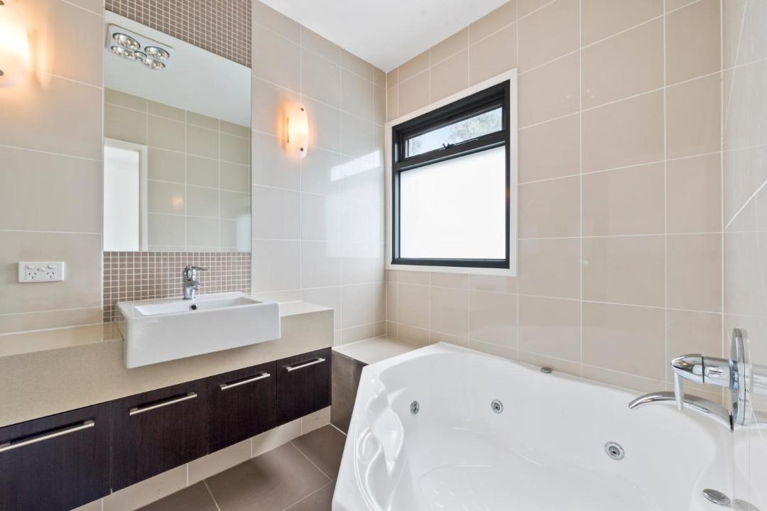 Photo of Bathroom in Marengo