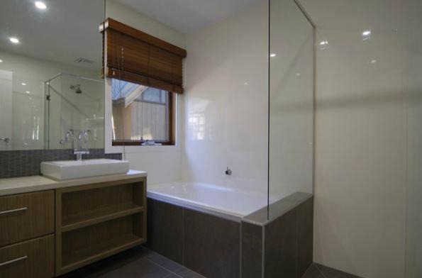 Photo of Bathroom in Dinner Plain