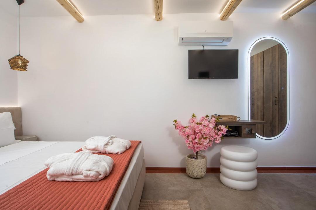 Photo of Others in Kalithies