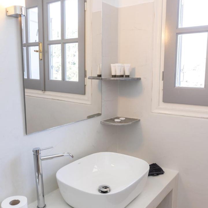 Photo of Others in Evdilos