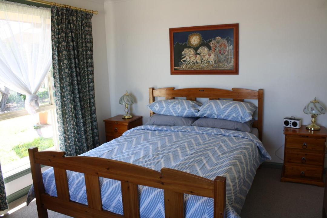 Photo of Bedroom in Maslin Beach