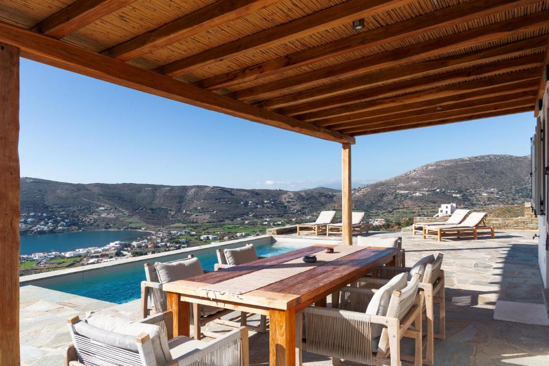 Photo of Patio Balcony in Gavrio