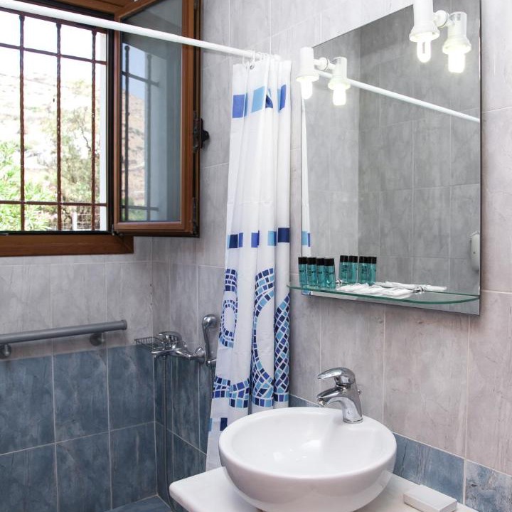 Photo of Bathroom in Gavrio
