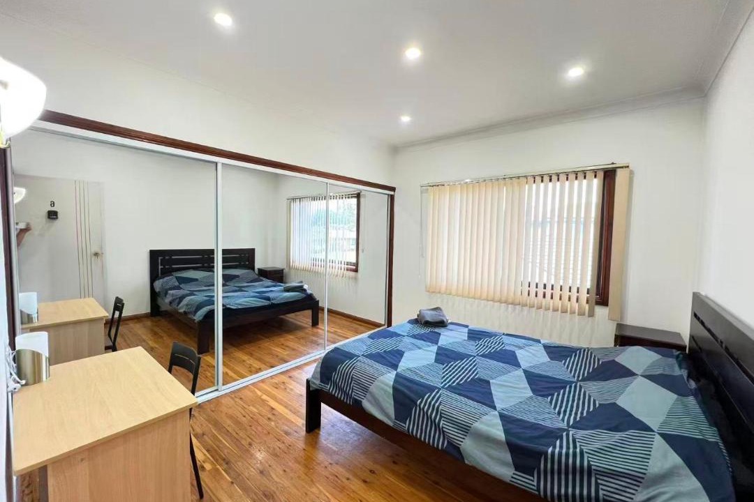 Photo of Bedroom in Lurnea