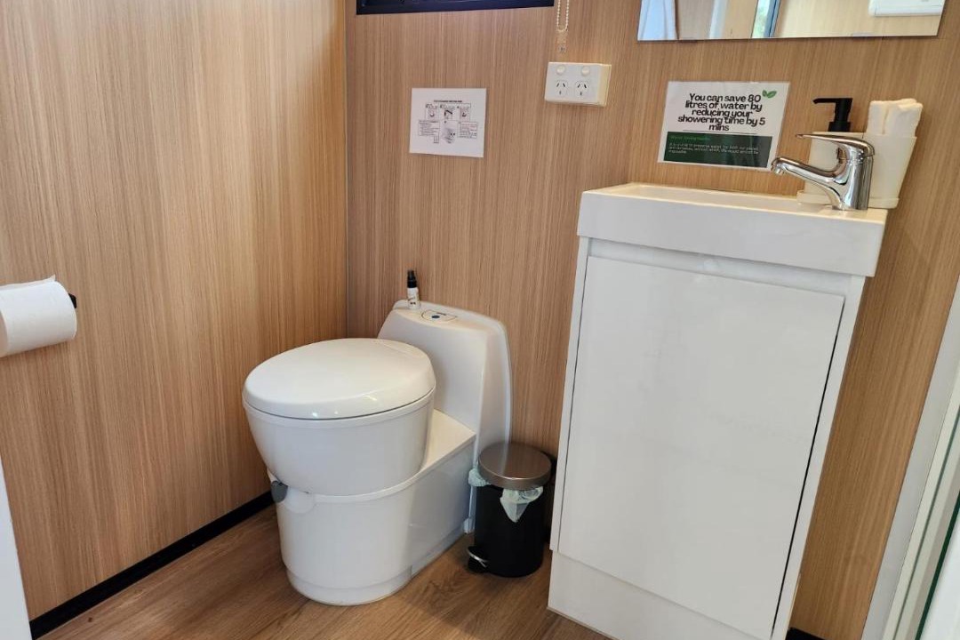 Photo of Bathroom in Rainbow Flat