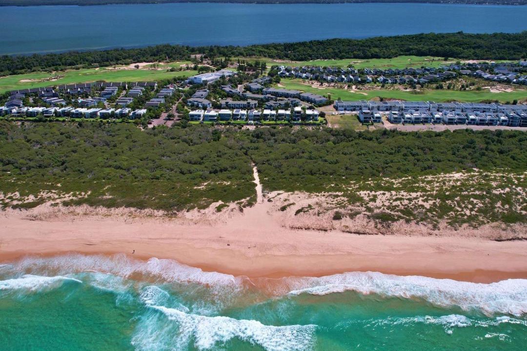 Photo of Others in Magenta Shores