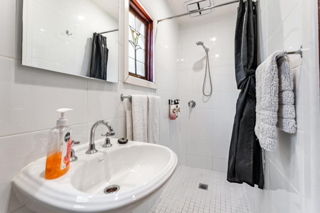 Photo of Bathroom in Castlemaine