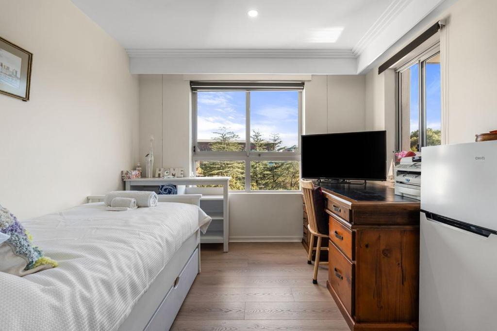 Photo of Bedroom in Darling Harbour