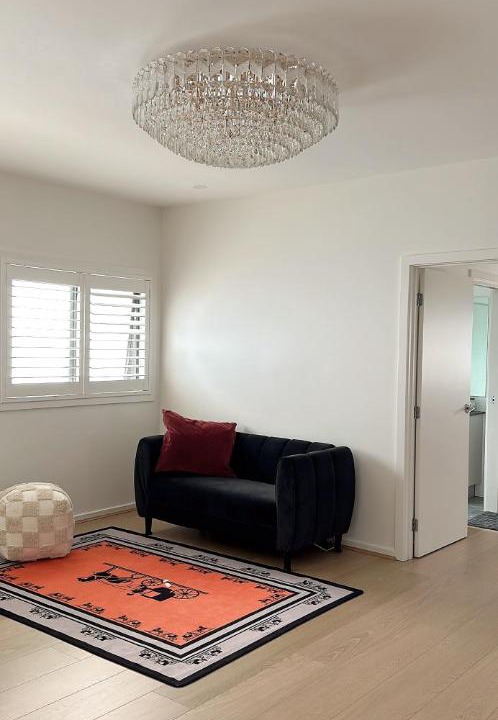 Photo of Livingroom in Gledswood Hills