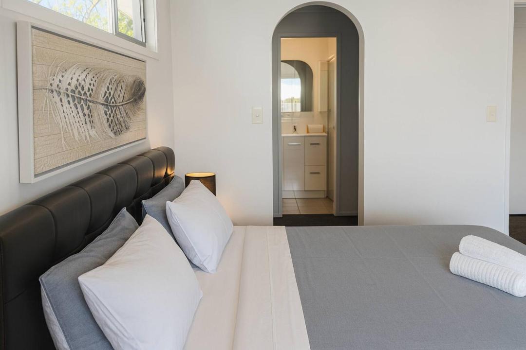 Photo of Bedroom in Broadbeach Waters