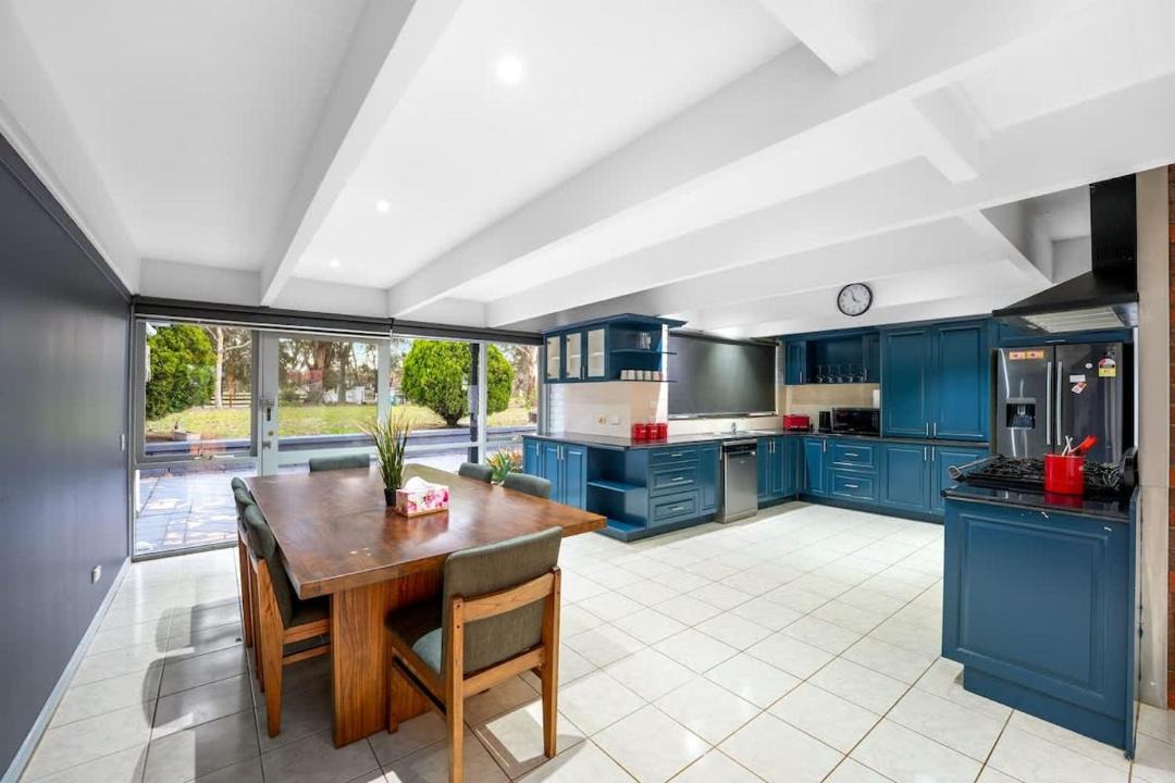 Photo of Kitchen in Cranboune South