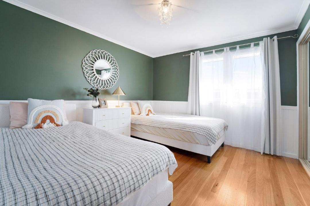 Photo of Bedroom in Glen Alpine