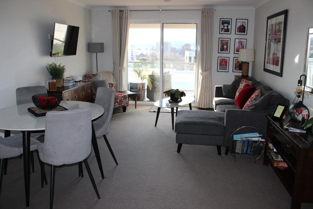 Photo of Livingroom in Battery Point