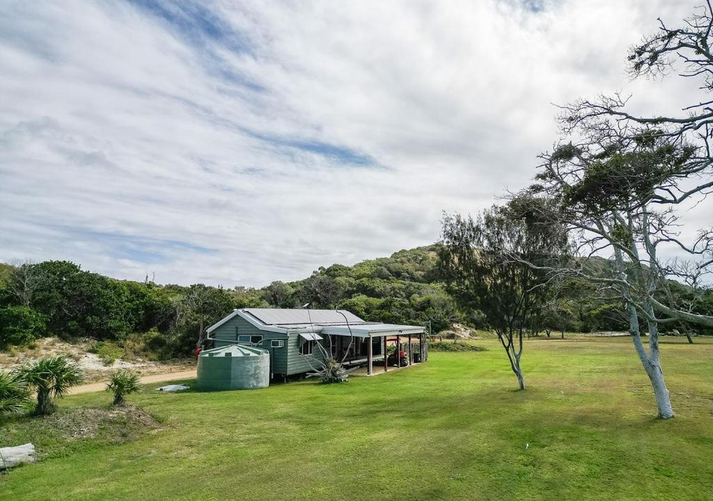 Photo of Others in Curtis Island