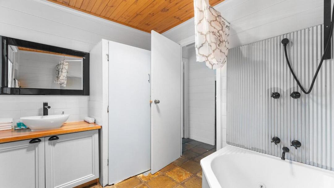 Photo of Bathroom in Daylesford